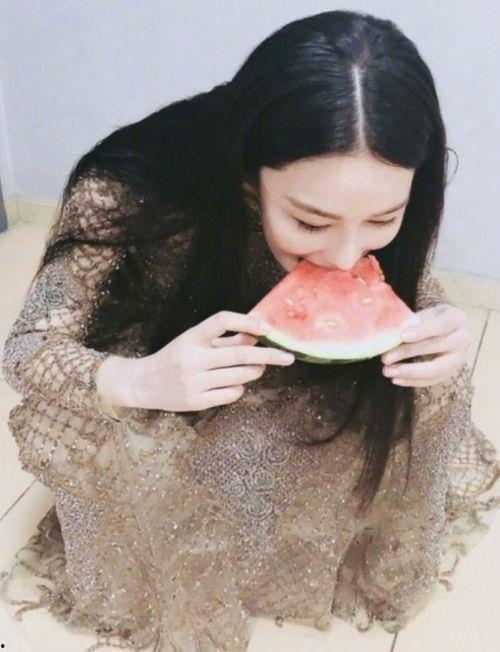 网红吃瓜路人图片,揭秘娱乐圈幕后风云