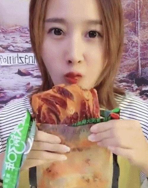 网红直播吃瓜快手,快手平台再掀娱乐热潮