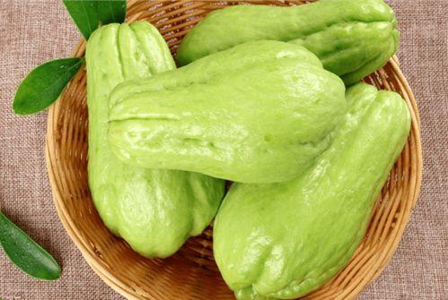 网红吃佛手瓜一口闷,瓜界“吃瓜群众”新潮流  第2张