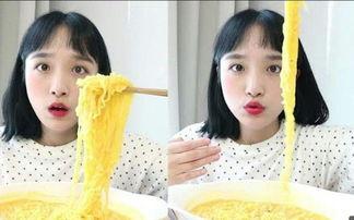 今日吃瓜网红小雪图片大全,网红美食界的“瓜王”风采  第1张